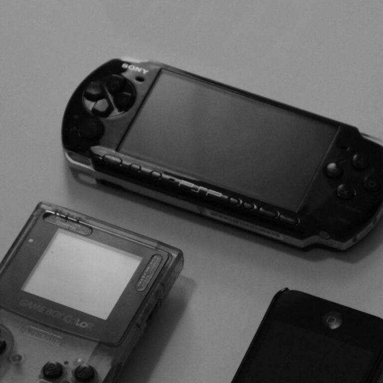 Comment télécharger des jeux PSP sur une carte mémoire