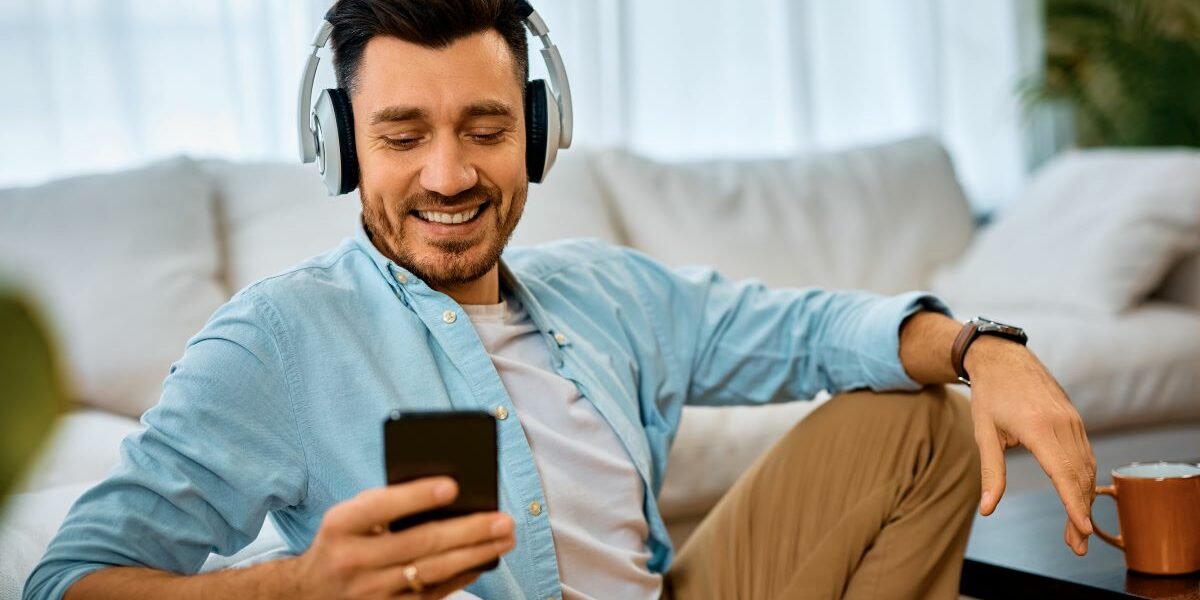 Comment écouter de la musique en arrière-plan sur Android