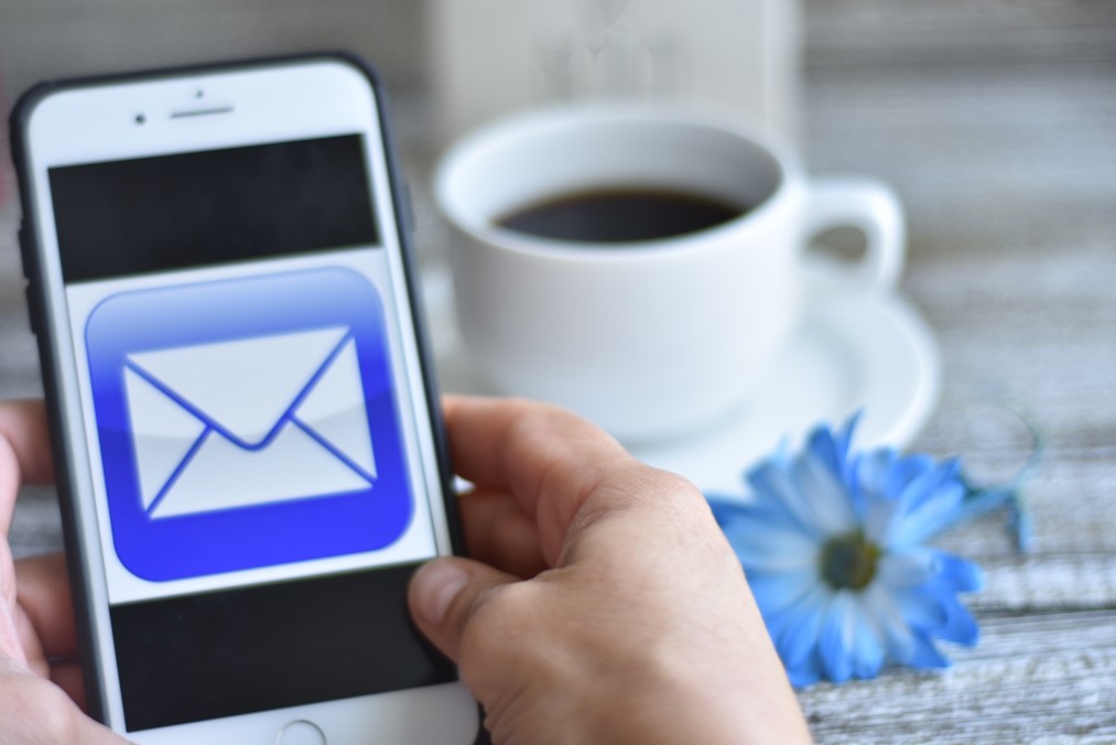 comment transférer un mail sur un téléphone portable